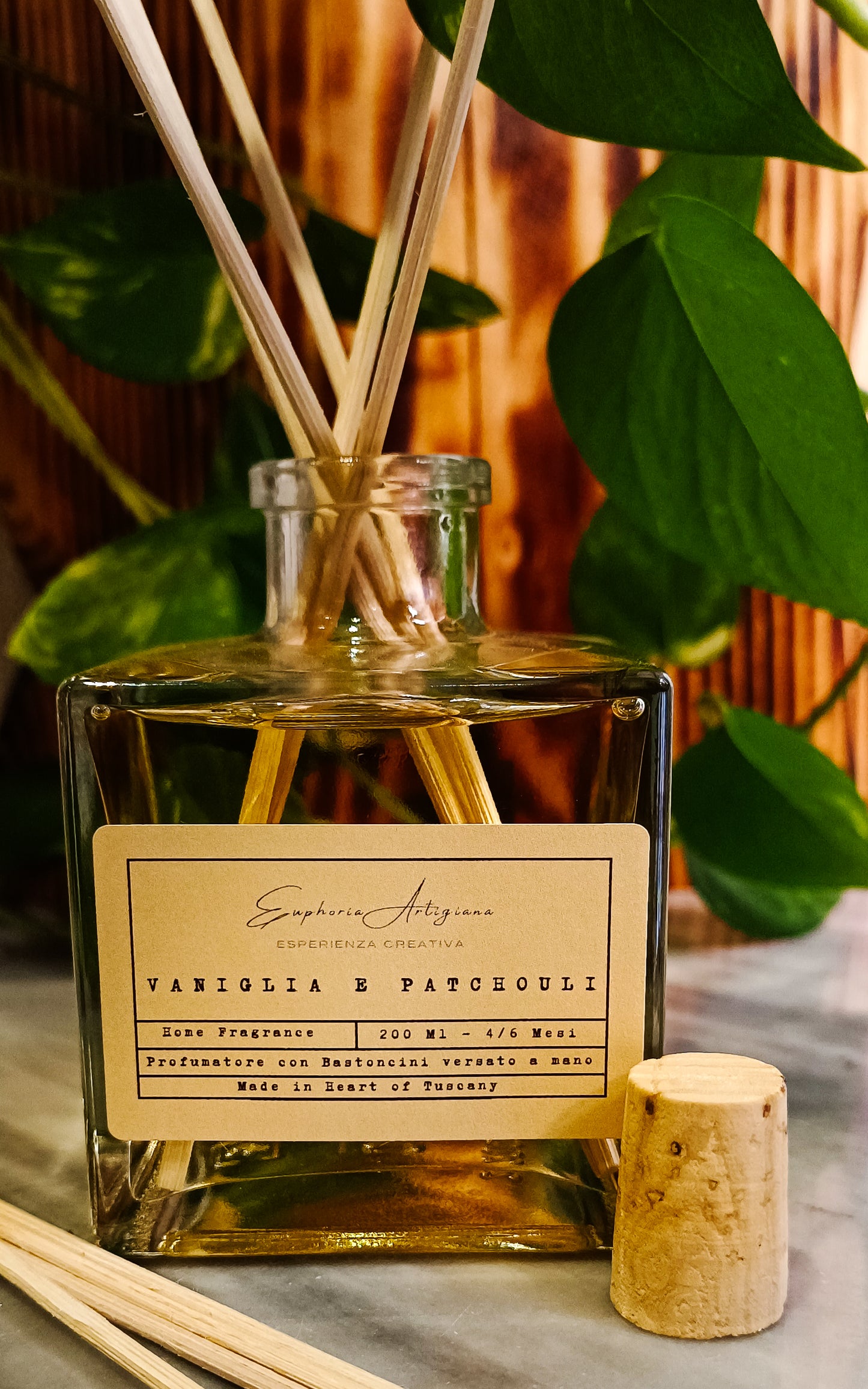VANILLA AND PATCHOULI - Air Freshener with Sticks