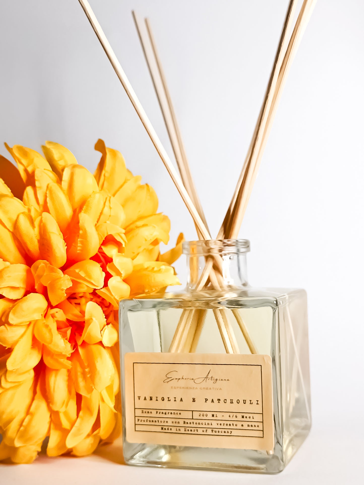 VANILLA AND PATCHOULI - Air Freshener with Sticks