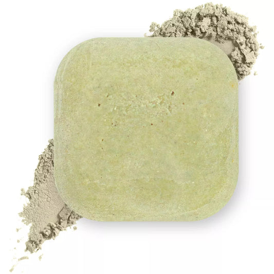 Solid face mask with purifying and refreshing green clay